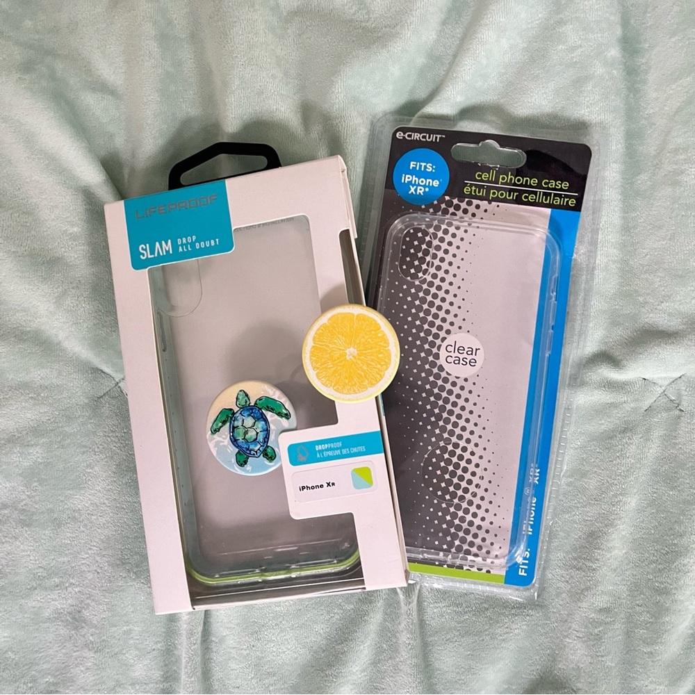 iPhone XR lifeproof phone case and free clear case